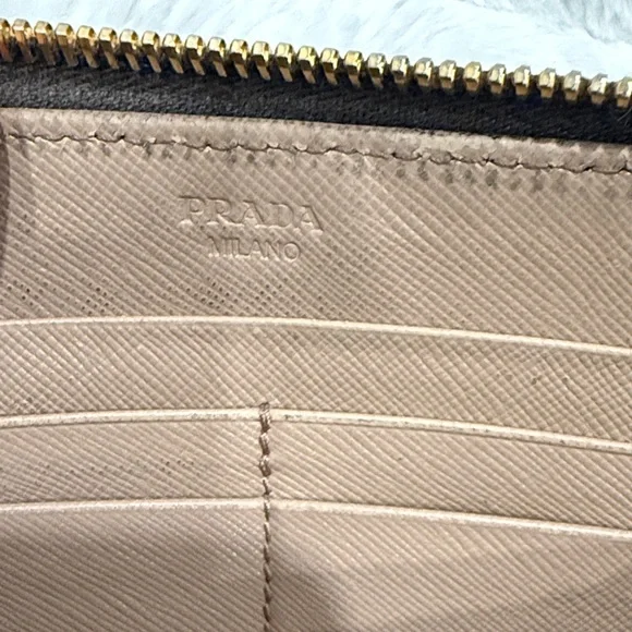 Prada Patent Leather Large Zippy Wallet - Picture 6 of 11